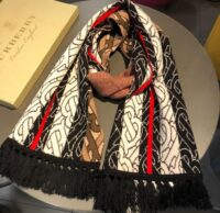 BURBERRY MUFFLER