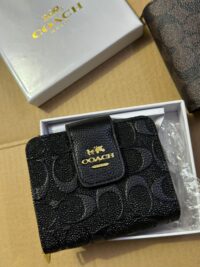 COACH HALF ZIPPER TWO FOLD WALLET