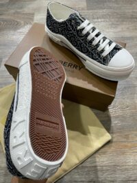 BURBERRY SNEAKERS