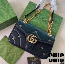 GUCCI GG MARMONT CROSSBODY BAG
