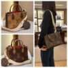 LOUIS VUITTON ON THE GO 25