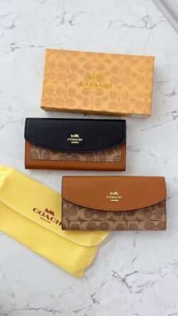 COACH FLAP WALLET