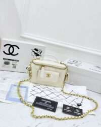 CHANEL MINI VANITY BAG
